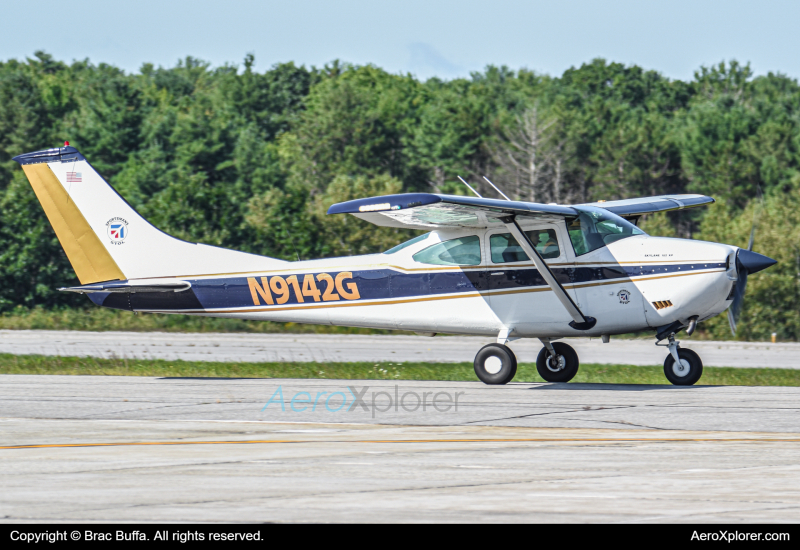Photo of N9142G - PRIVATE Cessna 172 at BXM on AeroXplorer Aviation Database