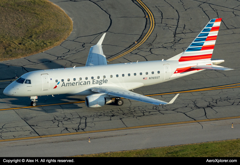 Photo of N765ST - American Eagle Embraer E175 at PVD on AeroXplorer Aviation Database