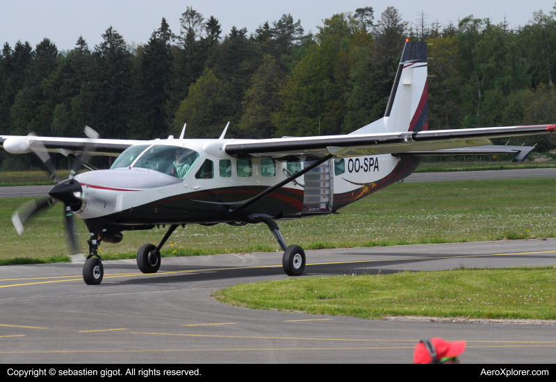 Photo of OO-SPA - Sky Dive Spa Cessna 208 Grand Caravan at SPA on AeroXplorer Aviation Database