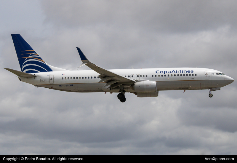 Photo of HP-1725CMP - Copa Airlines Boeing 737-800 at MIA on AeroXplorer Aviation Database