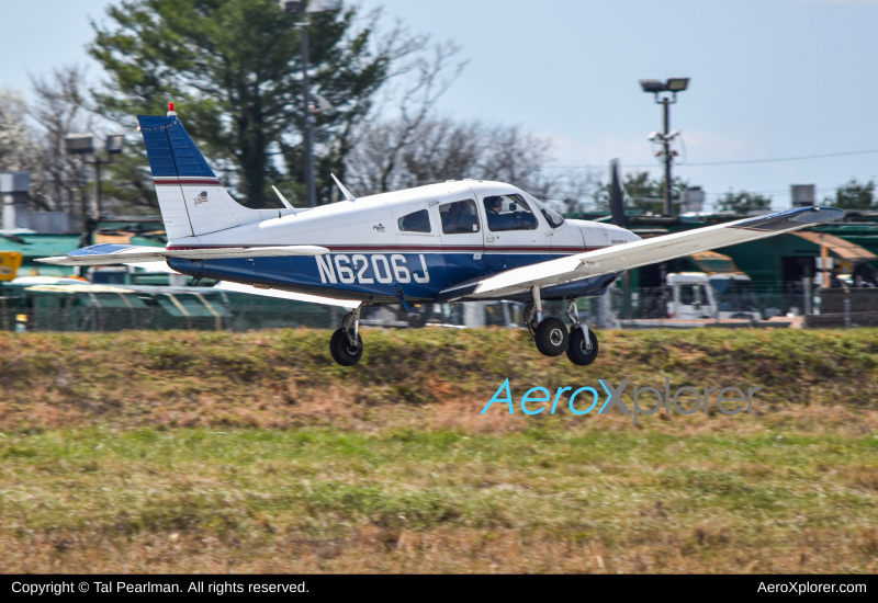 Photo of N6206J - PRIVATE Piper PA-28 at GAI on AeroXplorer Aviation Database