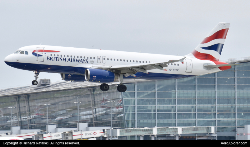 Photo of G-TTOE - British Airways Airbus A320 at LHR on AeroXplorer Aviation Database
