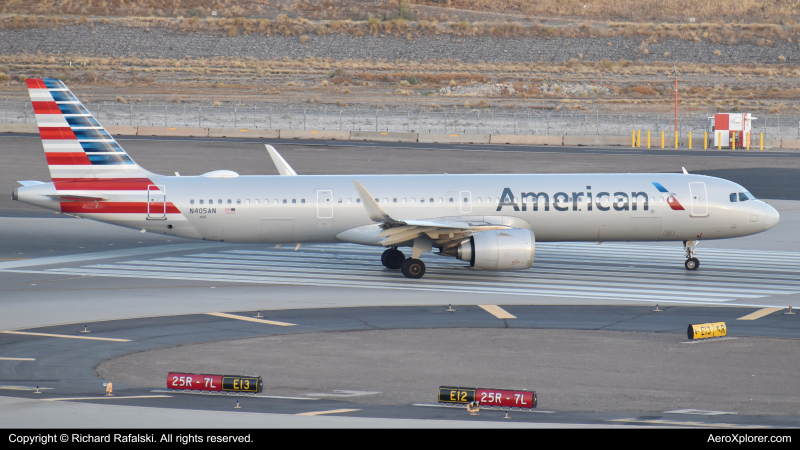 Photo of N405AN - American Airlines A321NX at PHX on AeroXplorer Aviation Database