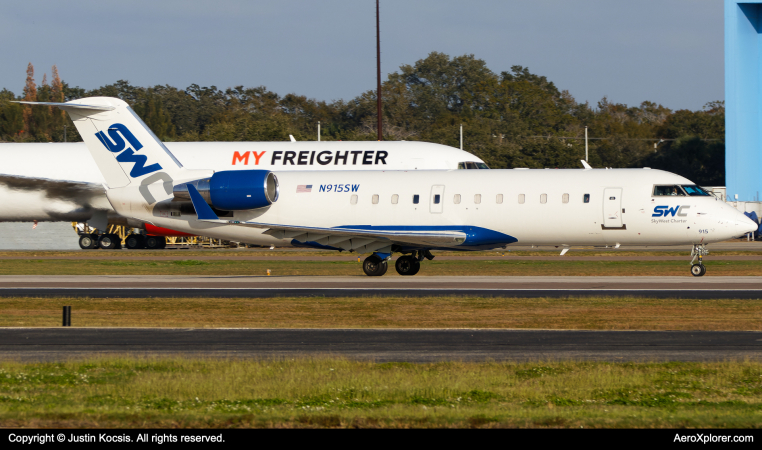 Photo of N951SW - SkyWest Airlines Mitsubishi CRJ-200 at TPA on AeroXplorer Aviation Database