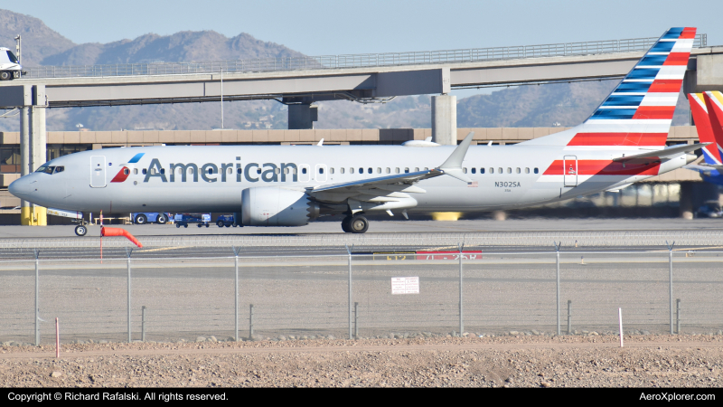 Photo of N302SA - American Airlines Boeing 737 MAX 8 at PHX on AeroXplorer Aviation Database