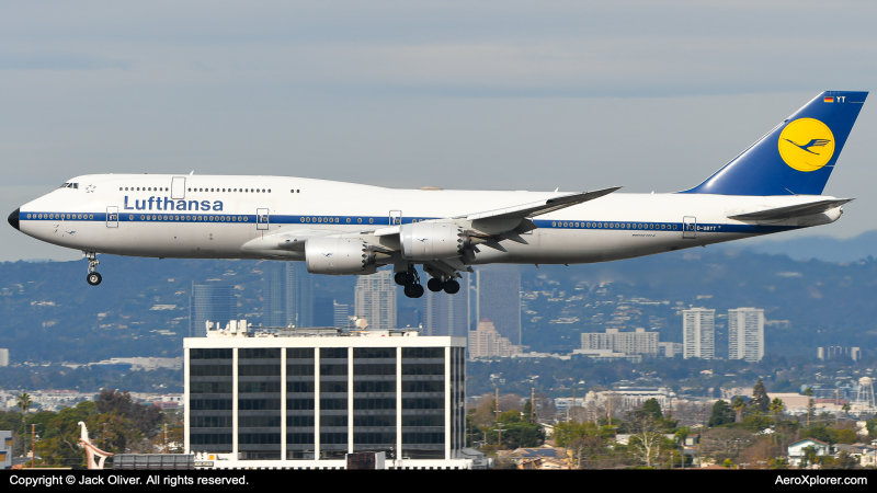 Photo of D-ABYT - Lufthansa Boeing 747-8i at KLAX on AeroXplorer Aviation Database