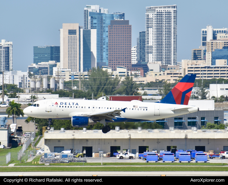 Photo of N335NB - Delta Airlines Airbus A319 at FLL on AeroXplorer Aviation Database
