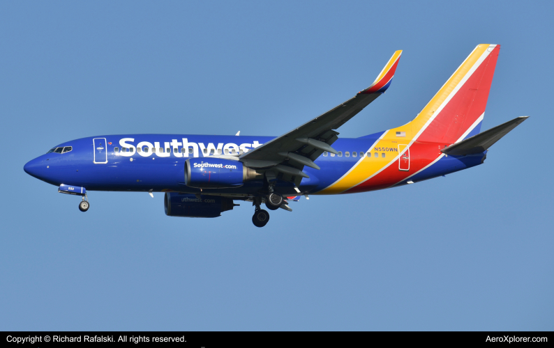 Photo of N550WN - Southwest Airlines Boeing 737-700 at MCO on AeroXplorer Aviation Database