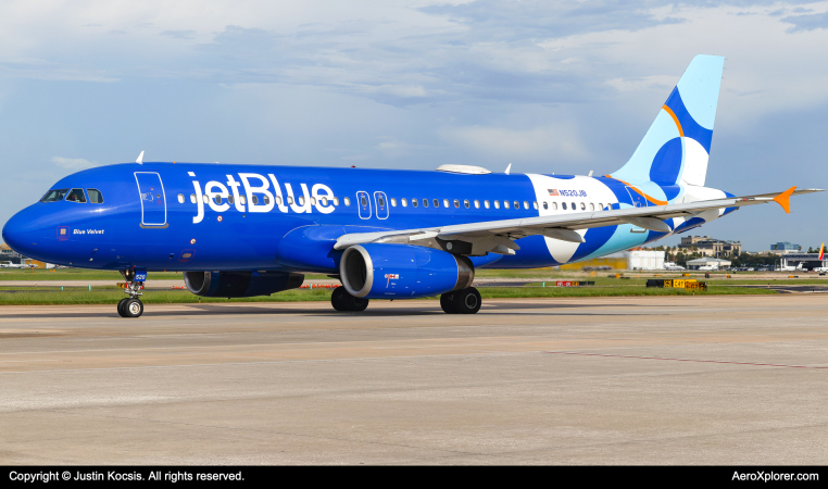 Photo of N520JB - JetBlue Airways Airbus A320 at TPA on AeroXplorer Aviation Database