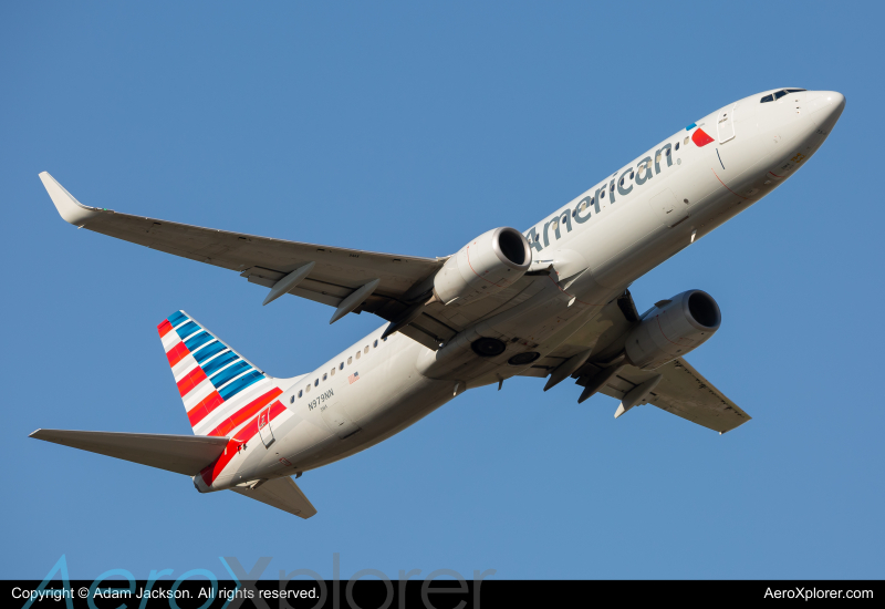 Photo of N979NN - American Airlines Boeing 737-800 at BWI on AeroXplorer Aviation Database