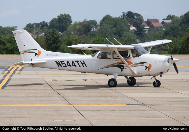 Photo of N544TH - PRIVATE Cessna 172 at AGC on AeroXplorer Aviation Database