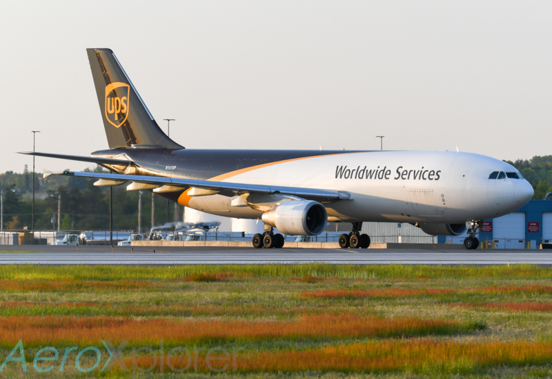 Photo of N161UP - United Parcel Service Airbus A300F-600 at MHT on AeroXplorer Aviation Database