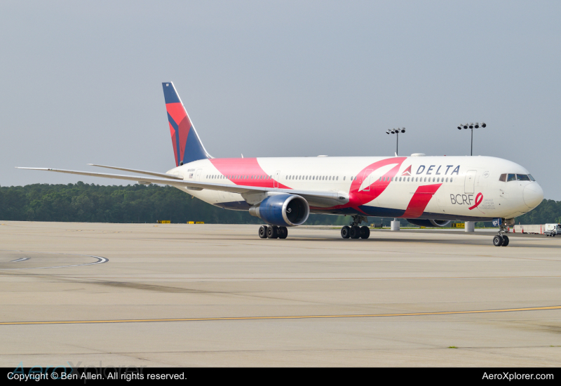 Photo of N845MH - Delta Airlines Boeing 767-400ER at RDU on AeroXplorer Aviation Database