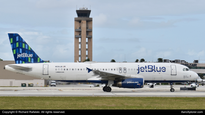 Photo of N591JB - JetBlue Airways Airbus A320 at FLL on AeroXplorer Aviation Database