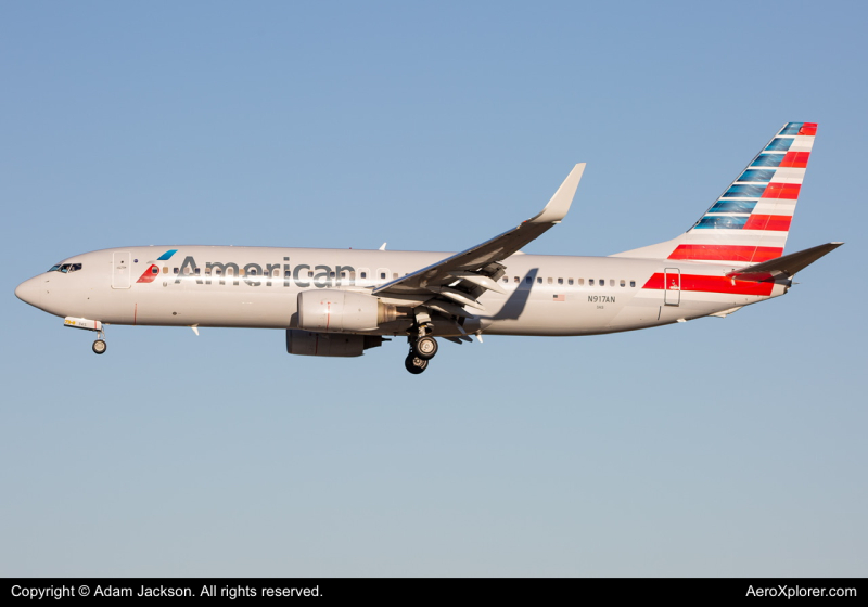 Photo of N917AN - American Airlines Boeing 737-800 at BWI on AeroXplorer Aviation Database