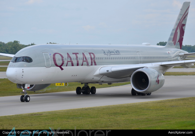 Photo of A7-ALR - Qatar Airways Airbus A350-900 at MUC on AeroXplorer Aviation Database