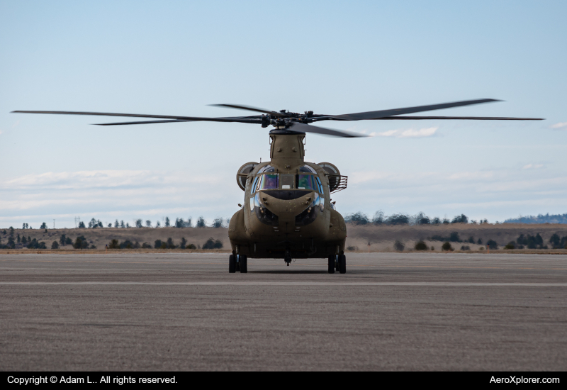 Photo of 11-08094 - USA - United States Army Boeing CH-47 Chinook at KBIL on AeroXplorer Aviation Database