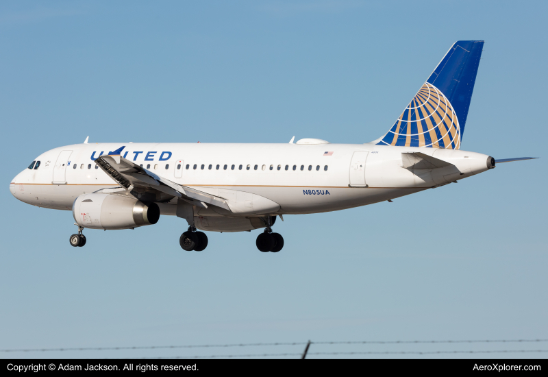 Photo of N805UA - United Airlines Airbus A319 at BWI on AeroXplorer Aviation Database