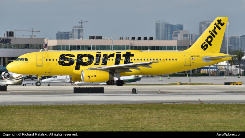 Photo of N606NK - Spirit Airlines Airbus A320 at FLL on AeroXplorer Aviation Database