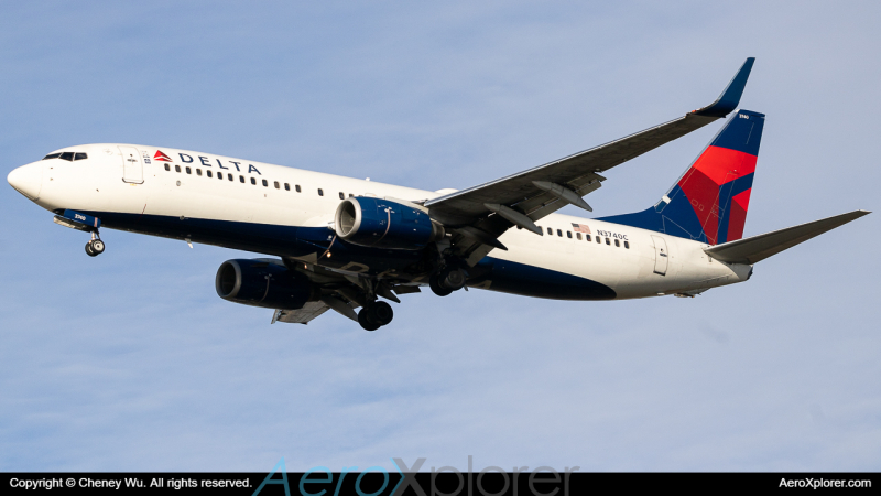 Photo of N3740C - Delta Airlines Boeing 737-800 at BOS on AeroXplorer Aviation Database
