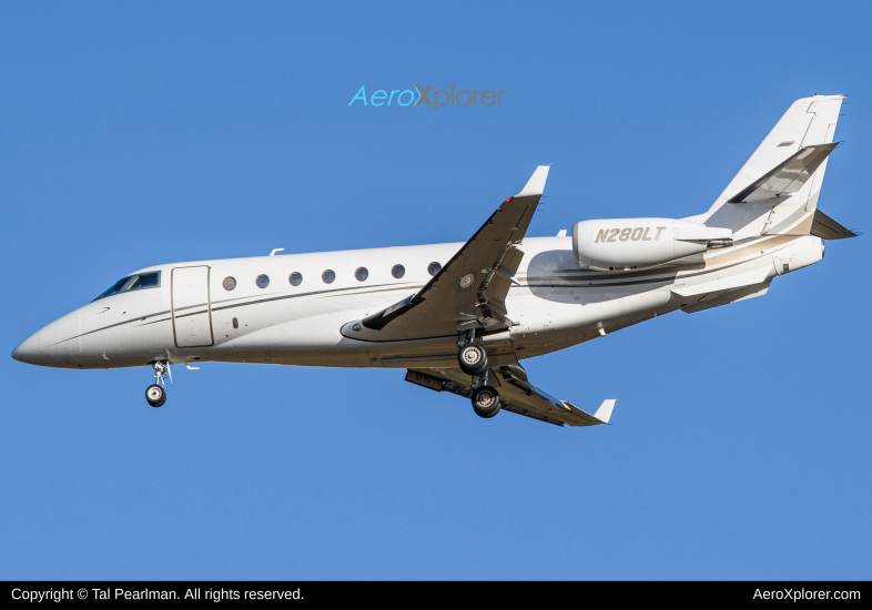 Photo of N280LT - PRIVATE Gulfstream G200 at IAD on AeroXplorer Aviation Database