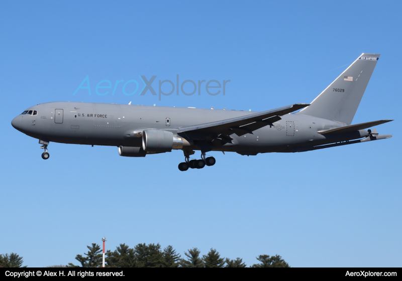 Photo of 17-46029 - USAF - United States Air Force Boeing KC-46A Pegasus at PSM on AeroXplorer Aviation Database