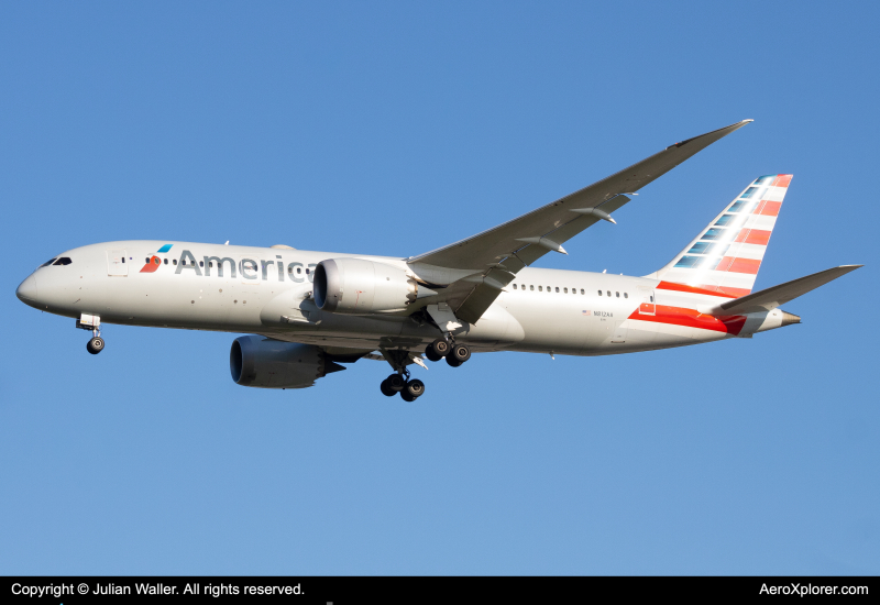 Photo of N812AA - American Airlines Boeing 787-8 at MCO on AeroXplorer Aviation Database