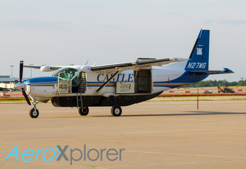 Photo of N27MG - Castle Aviation  Cessna 208 at CVG on AeroXplorer Aviation Database