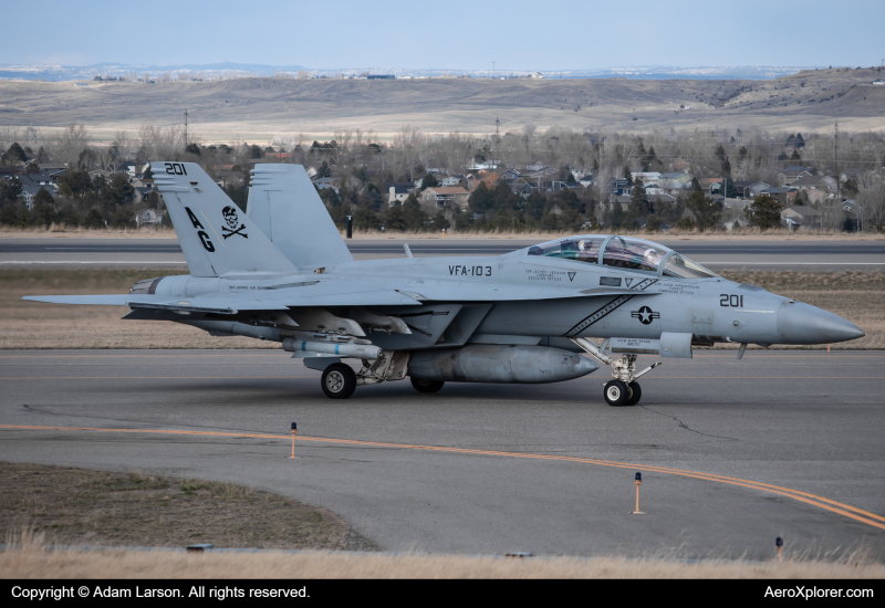 Photo of 168887 - USN - United States Navy Boeing F/A-18E/F Super Hornet at BIL on AeroXplorer Aviation Database