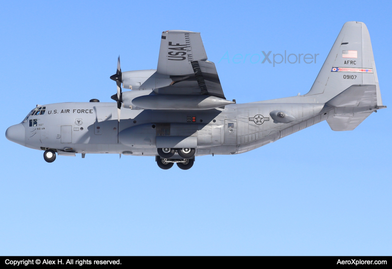 Photo of 90-9107 - USAF - United States Air Force Lockheed C-130H Hercules at PSM on AeroXplorer Aviation Database