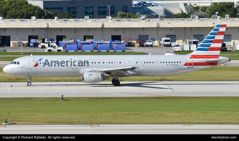 Photo of N187US - American Airlines Airbus A321-200 at FLL on AeroXplorer Aviation Database