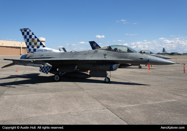 Photo of 93-0550 - USAF - United States Air Force General Dynamics F-16 Fighting Falcon at PIT on AeroXplorer Aviation Database