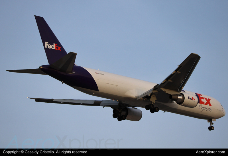 Photo of N276FE - FedEx Boeing 767-300F at TUS on AeroXplorer Aviation Database