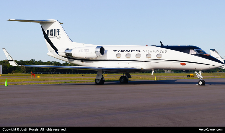 Photo of N921MG - PRIVATE Gulfstream III at KTPA on AeroXplorer Aviation Database