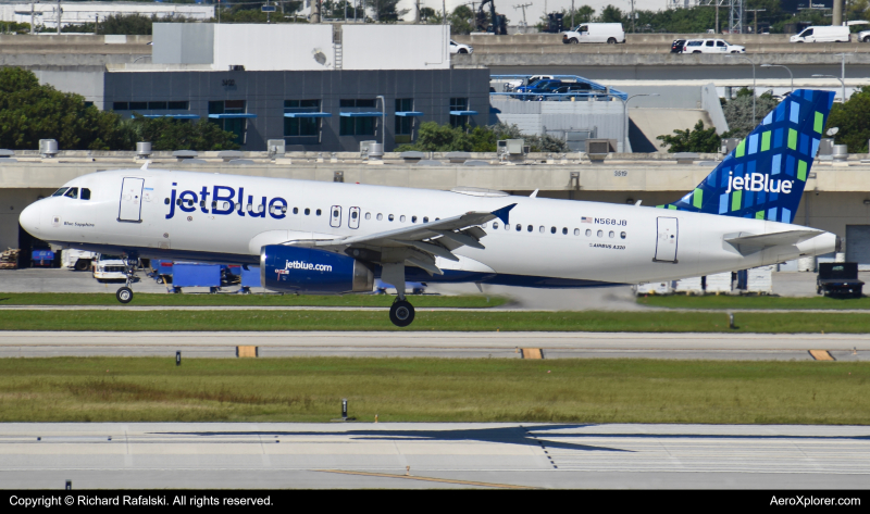 Photo of N568JB - JetBlue Airways Airbus A320 at FLL on AeroXplorer Aviation Database