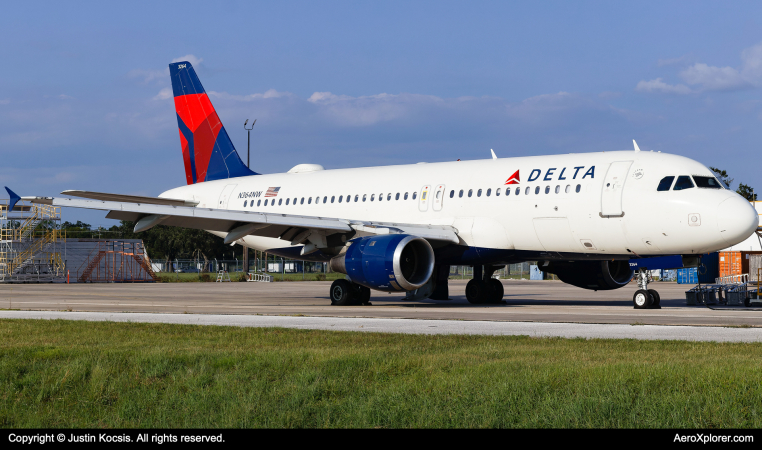 Photo of N364NW - Delta Airlines Airbus A320 at TPA on AeroXplorer Aviation Database