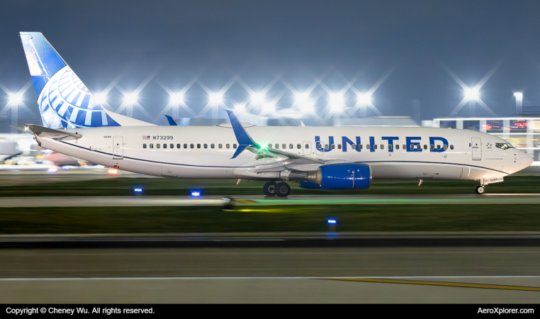 Photo of N73299 - United Airlines Boeing 737-800 at ORD on AeroXplorer Aviation Database