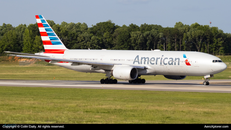 Photo of N757AN - American Airlines Boeing 777-200ER at CLT on AeroXplorer Aviation Database