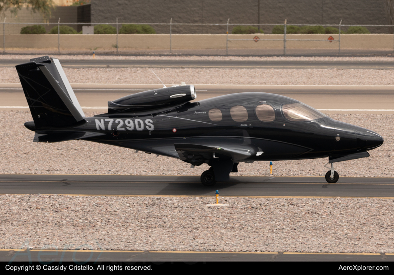 Photo of N729DS - PRIVATE Cirrus G2 VisionJet at SCF on AeroXplorer Aviation Database