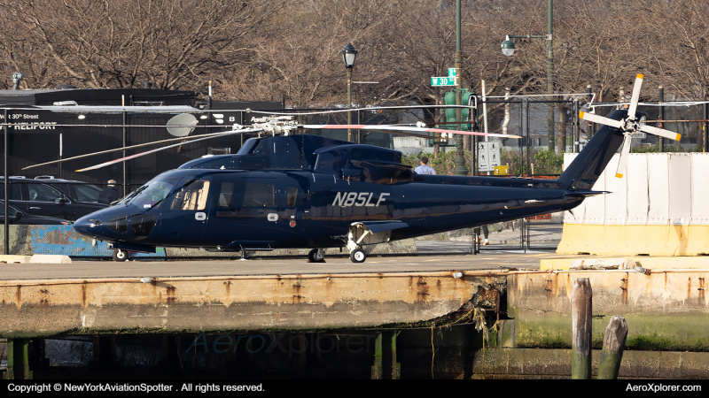 Photo of N85LF - PRIVATE Sikorsky S-76C at JRA on AeroXplorer Aviation Database