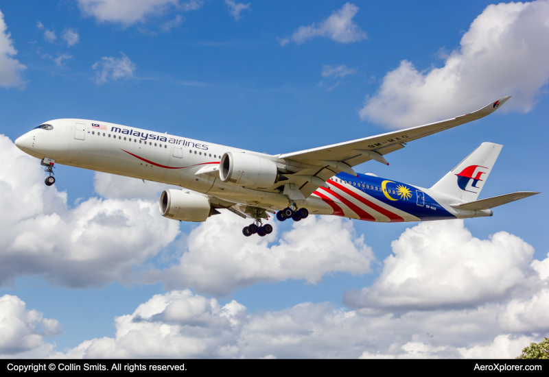 Photo of 9M-MAG - Malaysian Airlines Airbus A350-941 at LHR on AeroXplorer Aviation Database