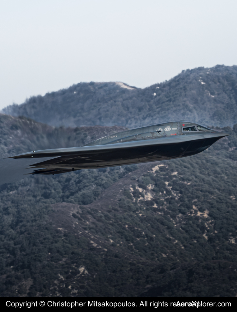 Photo of 	93-1086 - USAF - United States Air Force Northrop Grumman B-2 Spirit Bomber at Lax  on AeroXplorer Aviation Database