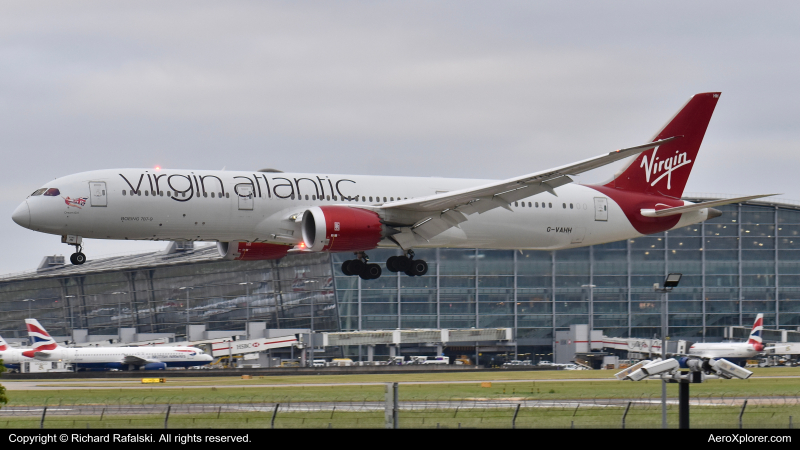 Photo of G-VAHH - Virgin Atlantic Boeing 787-9 at LHR on AeroXplorer Aviation Database