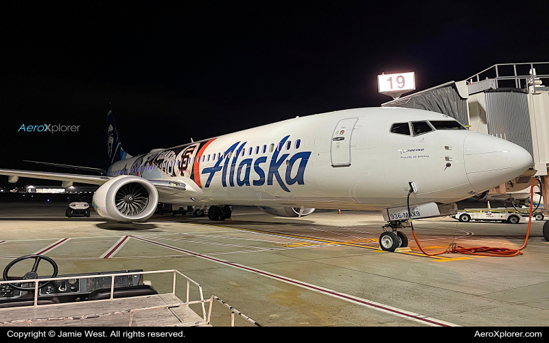 Photo of N936AK - Alaska Airlines Boeing 737 MAX 9 at SJC on AeroXplorer Aviation Database