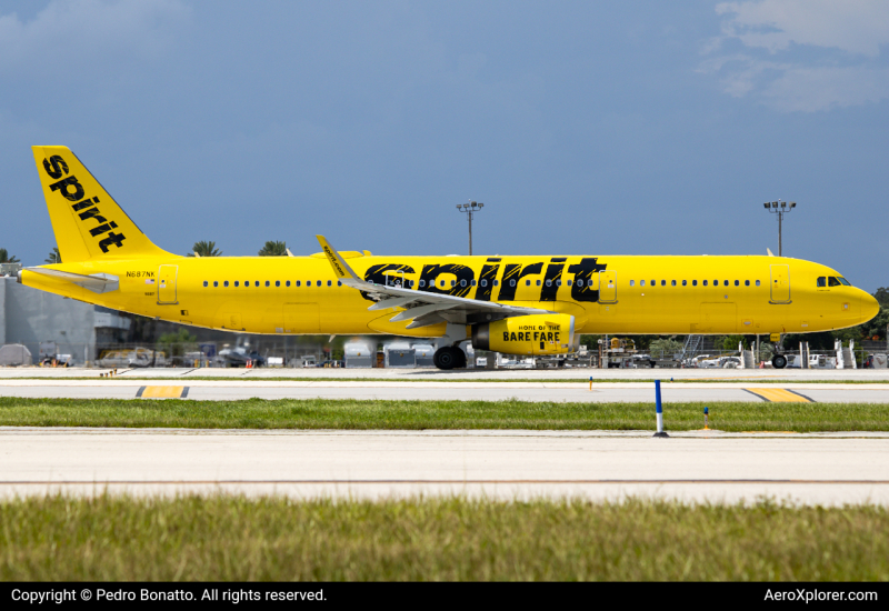 Photo of N687NK - Spirit Airlines Airbus A321-200 at FLL on AeroXplorer Aviation Database