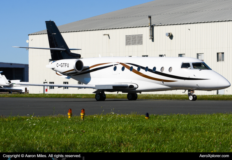 Photo of C-GTFU - PRIVATE Gulfstream G200 at YYZ on AeroXplorer Aviation Database
