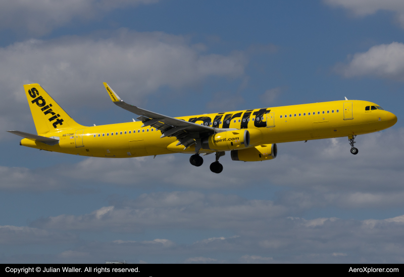 Photo of N670NK - Spirit Airlines Airbus A321-200 at MIA on AeroXplorer Aviation Database