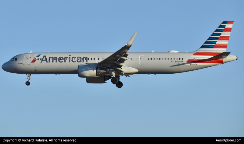 Photo of N456AN - American Airlines Airbus A321NEO at PHX on AeroXplorer Aviation Database