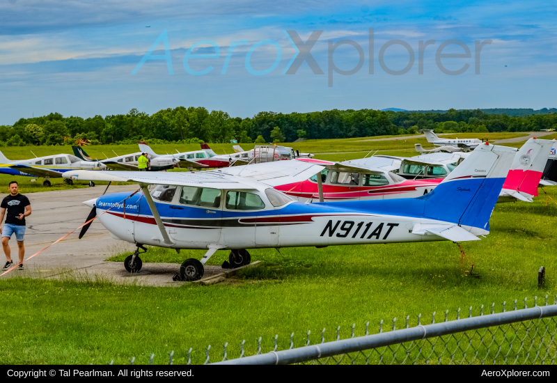 Photo of N911AT - PRIVATE Cessna 172  at GAI on AeroXplorer Aviation Database
