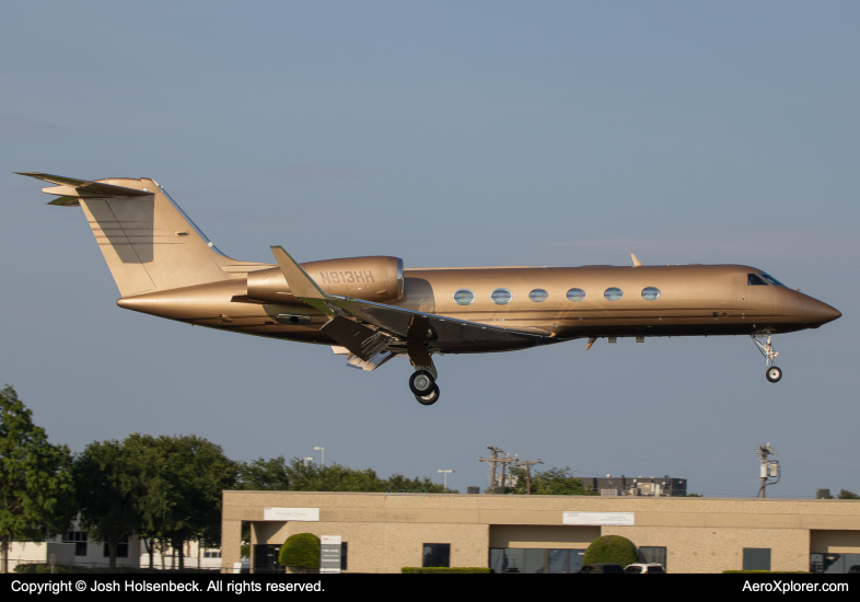 Photo of N913HH - PRIVATE Gulfstream G450 at ADS on AeroXplorer Aviation Database